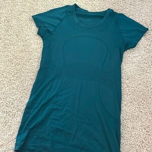 Lululemon shirt